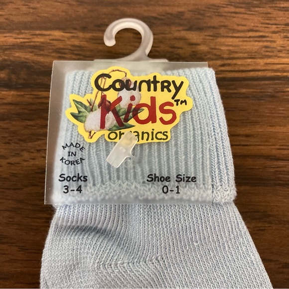 $1 NWT Country Kids Organics Turncuff Baby Blue Socks 3-4 - Picture 2 of 6